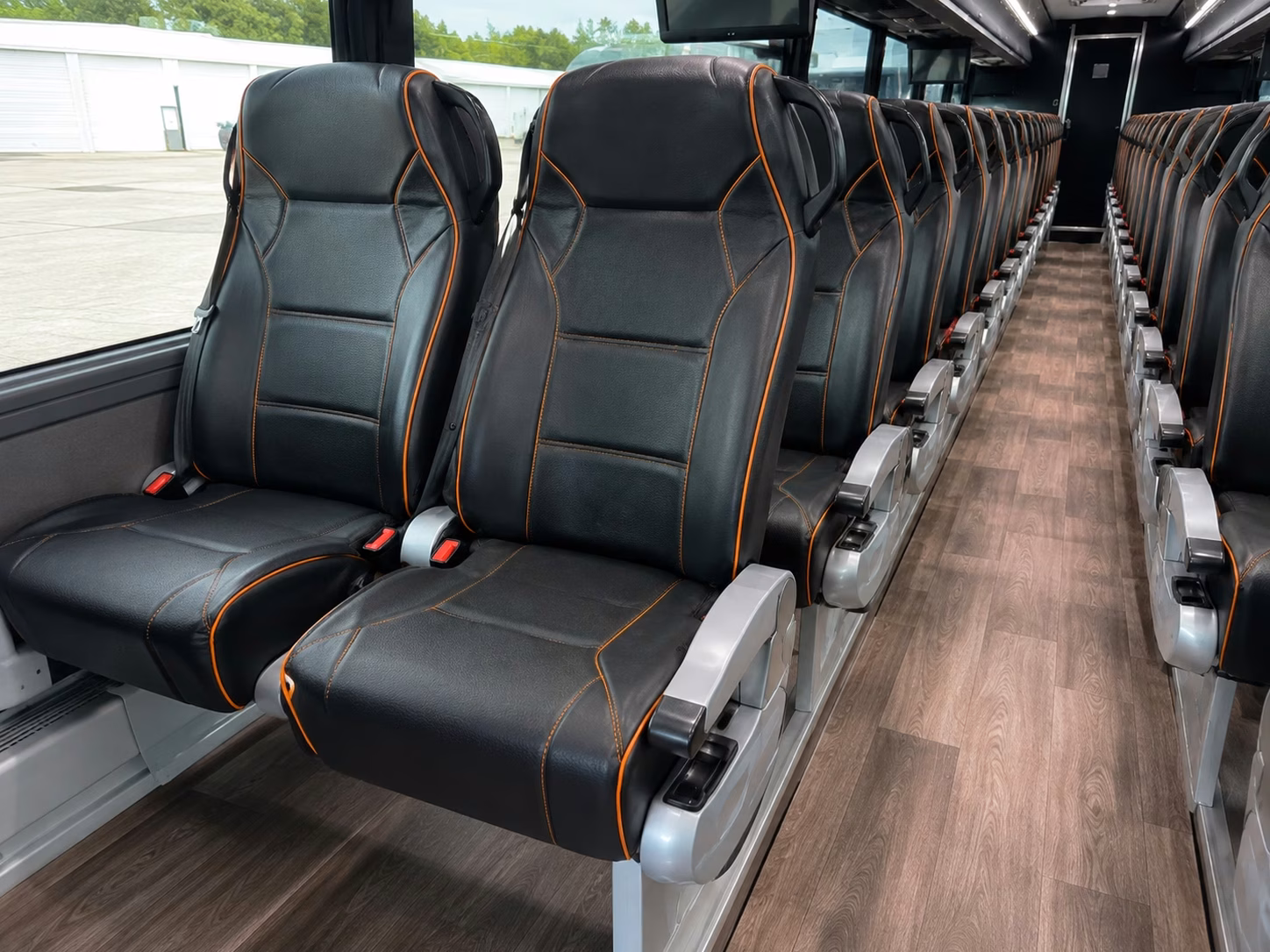 sunnyvale shuttle buses to earthquakes and sharks games in san jose